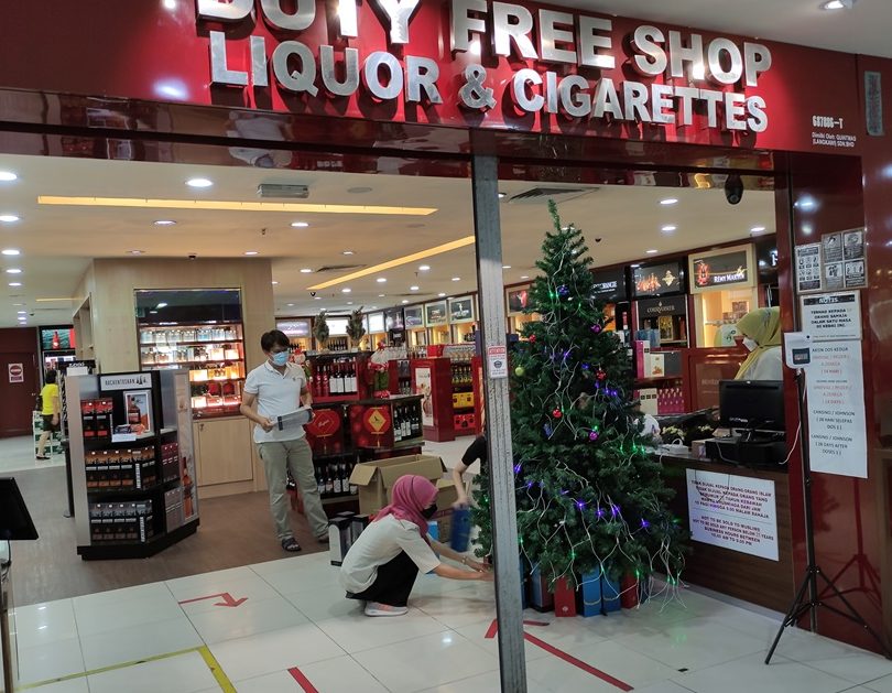 duty free shop cenang mall qm