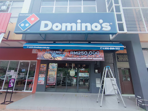 Domino's Kepala Batas Domino's Kepala Batas