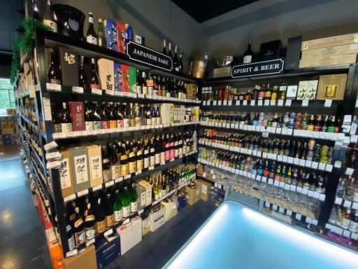 W Wine & Liquor Warehouse W Wine & Liquor Warehouse