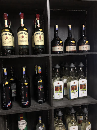 VMT liquor shop