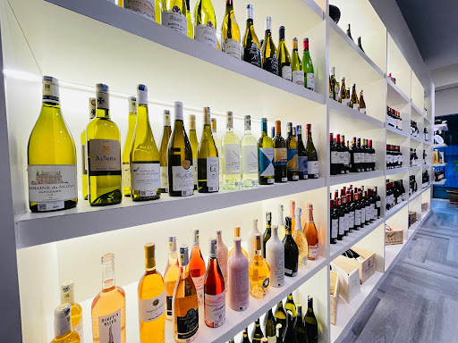 Beige WINE BAR 沙巴酒库 Beige WINE BAR 沙巴酒库