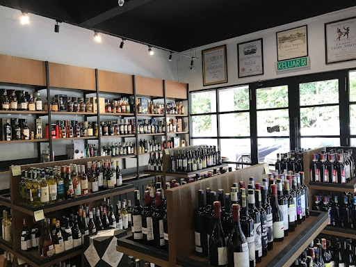 Italian Wine Shop Italian Wine Shop
