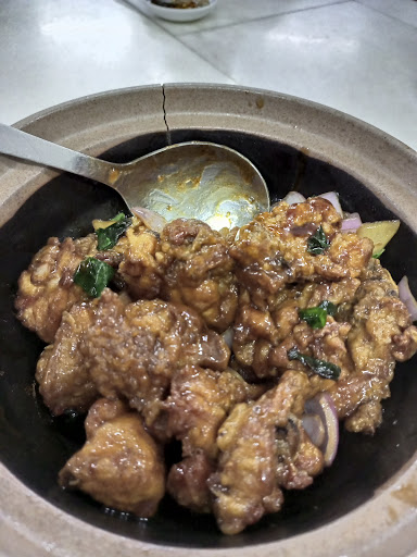 Kedai Makan 88 麻坡88海鲜餐室 Kedai Makan 88 麻坡88海鲜餐室