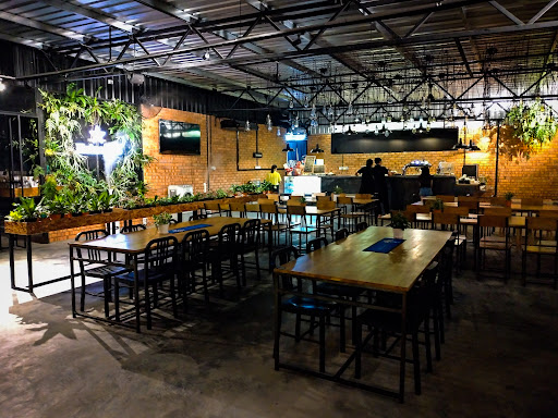 DE Cafe & Bar DE Cafe & Bar