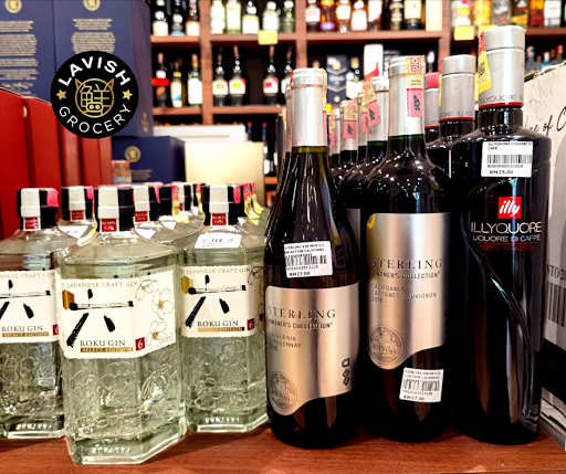 Lavish Grocery & Duty Free Liquor 免稅酒店 Lavish Grocery & Duty Free Liquor 免稅酒店