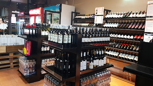 Luxuriant Wine House