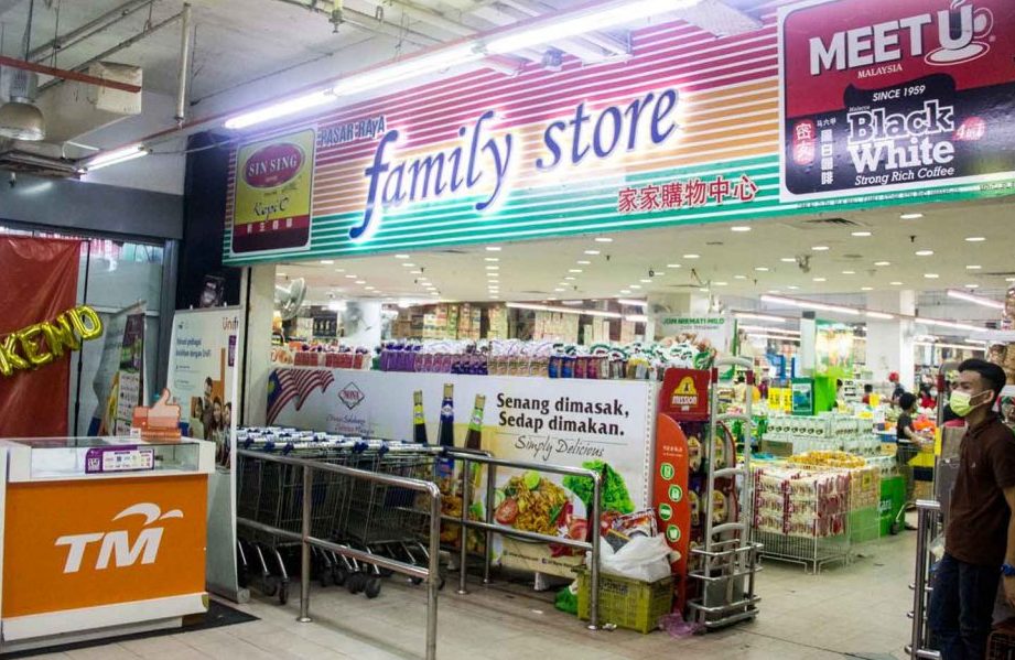 family store melaka kipmall