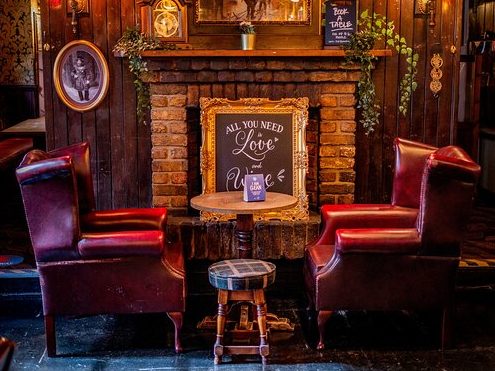 the tuns wine bar