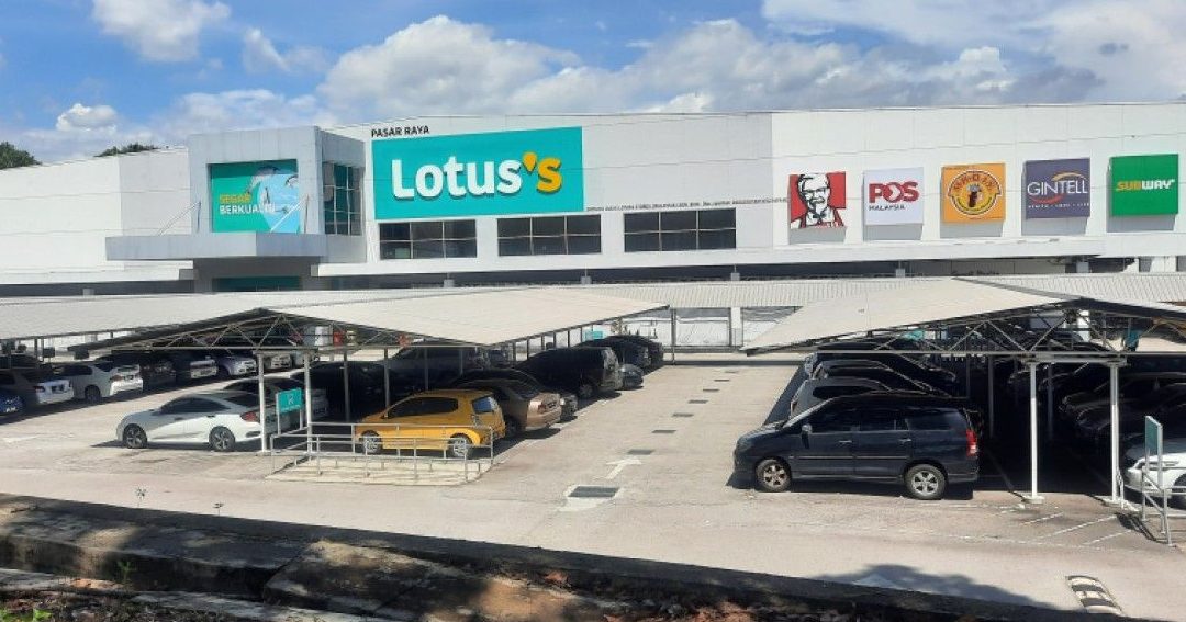 watsons lotuss melaka cheng